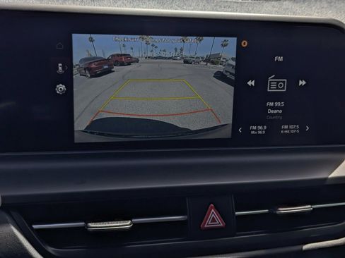 Used 2024 Kia Seltos SX AWD/4WD image 11