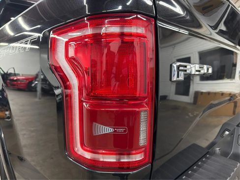 Used 2015 Ford F150 Lariat RWD image 42