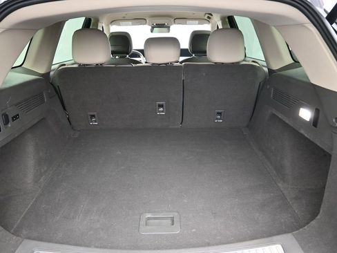 Used 2025 Lincoln Nautilus Premier image 30