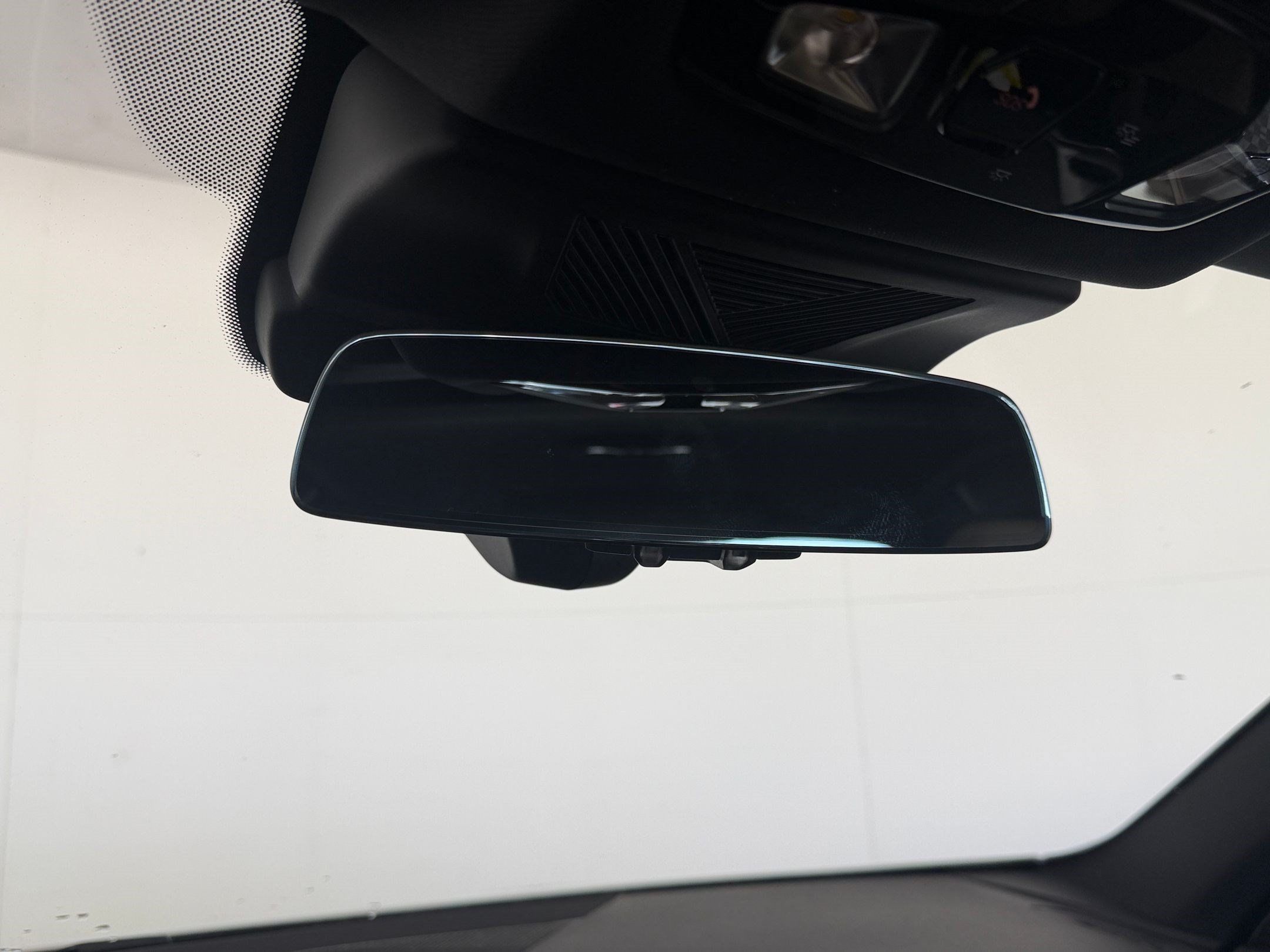 Used 2026 BMW 228i w/ Technology Package FWD image 28