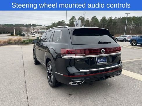 Used 2024 Volkswagen Atlas SEL Premium R-Line image 8