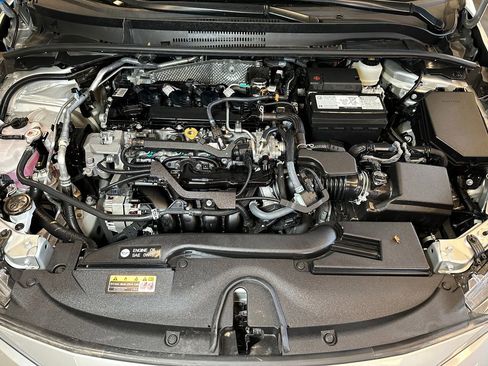 Used 2025 Toyota Corolla LE FWD image 24
