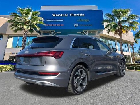 Used 2021 Audi e-tron Premium Plus w/ Premium Plus Package image 5