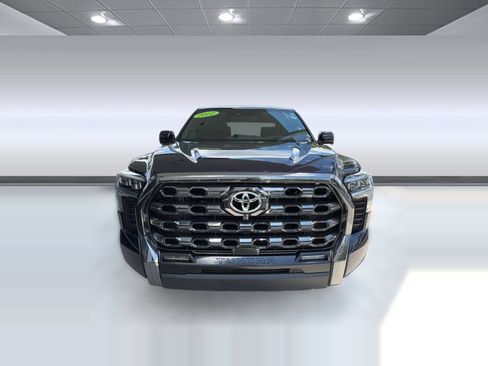 Used 2022 Toyota Tundra Platinum w/ Advanced Package AWD/4WD image 5