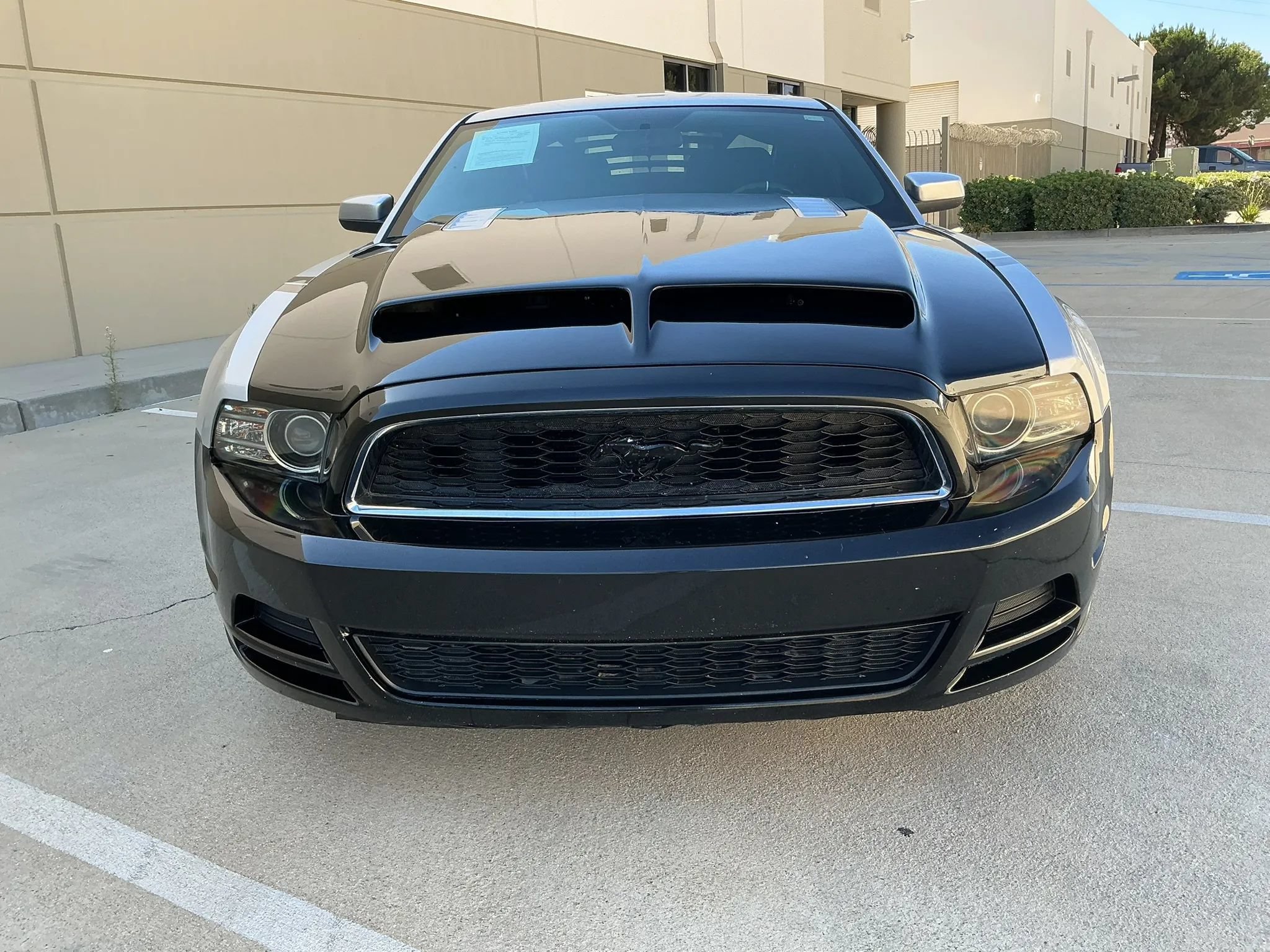 Used 2014 Ford Mustang Coupe RWD image 2