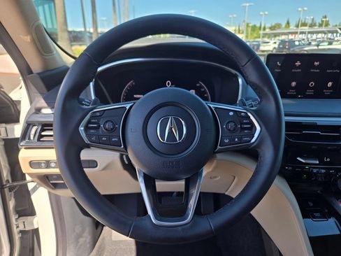 Used 2024 Acura MDX SH-AWD image 25