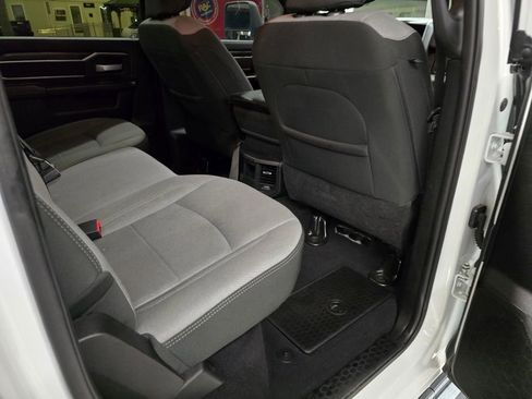 Used 2024 RAM 3500 Big Horn image 41