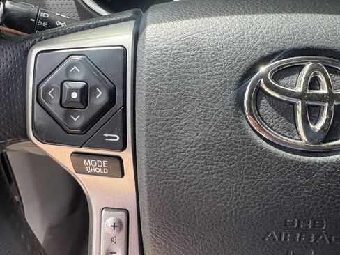 Used 2015 Toyota Tacoma PreRunner w/ SR5 Package RWD image 23