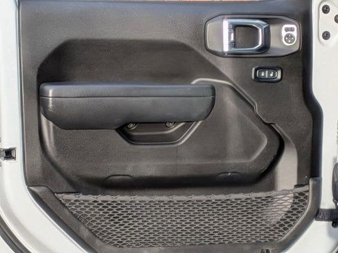 Used 2024 Jeep Wrangler Sport S image 10