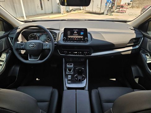 New 2026 Nissan Rogue Dark Armor FWD image 19