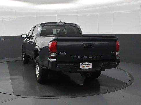 Used 2022 Toyota Tacoma SR image 7