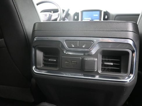 Used 2020 GMC Sierra 1500 AT4 w/ AT4 Premium Package AWD/4WD image 13