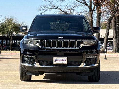 Used 2024 Jeep Grand Cherokee L Limited w/ Luxury Tech Group II image 2