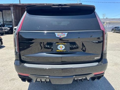 Used 2023 Cadillac Escalade V AWD/4WD image 6