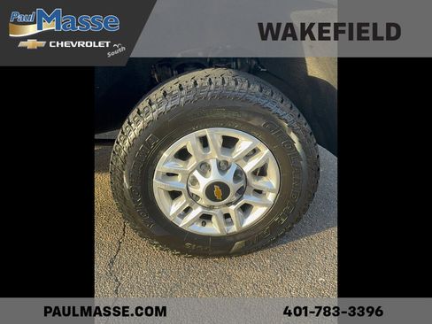 Used 2024 Chevrolet Silverado 2500 LT AWD/4WD image 25