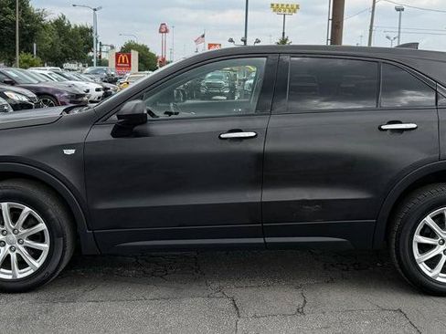 Used 2019 Cadillac XT4 Luxury w/ Cold Weather Package AWD/4WD image 7