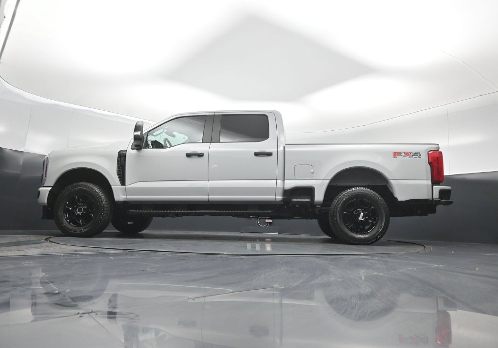 Used 2026 Ford F250 XL w/ STX Appearance Package AWD/4WD image 7