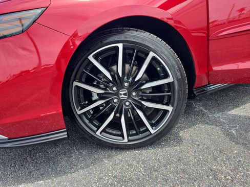 Used 2025 Honda Accord Touring image 28