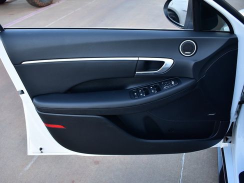 Used 2023 Hyundai Sonata SEL w/ Cargo Package image 12