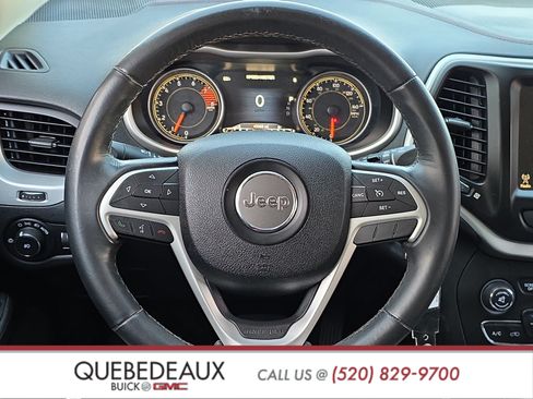 Used 2016 Jeep Cherokee Trailhawk w/ Trailer Tow Group AWD/4WD image 4