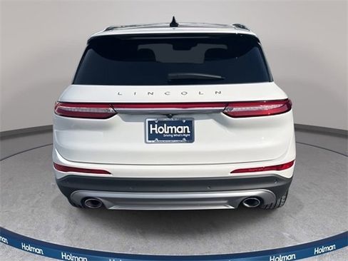 Used 2026 Lincoln Corsair Premiere image 5