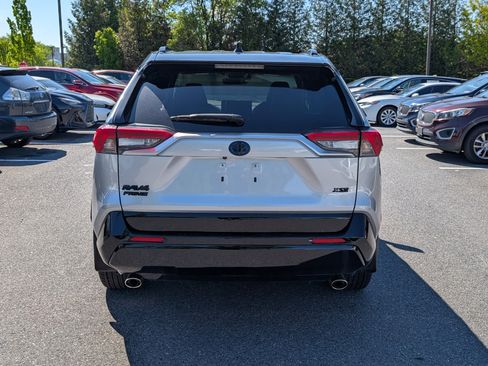 Used 2023 Toyota RAV4 XSE w/ Weather Package AWD/4WD image 4