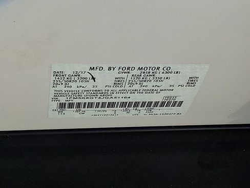 Used 2018 Ford Explorer Sport AWD/4WD image 29