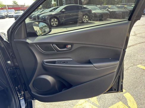 Used 2019 Hyundai Kona SEL FWD image 38