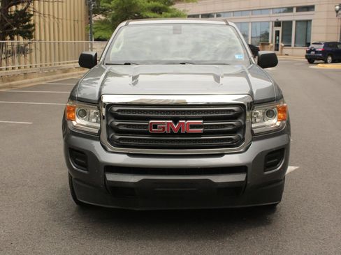 Used 2019 GMC Canyon W/T w/ Convenience Package RWD image 3