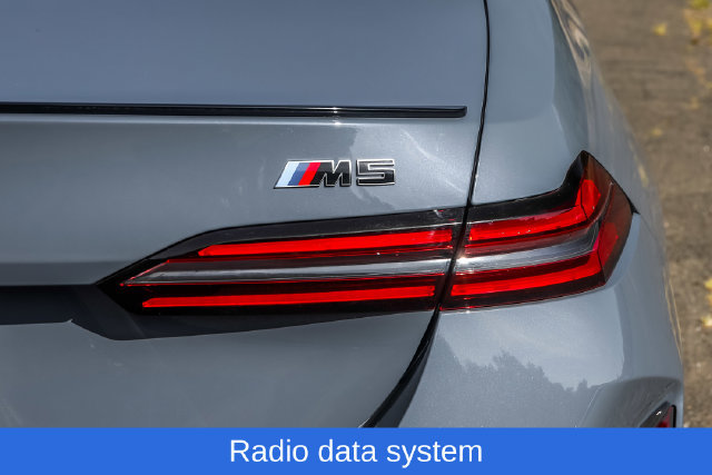 Used 2026 BMW M5 w/ Executive Package AWD/4WD image 16