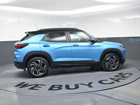 Certified 2025 Chevrolet TrailBlazer RS w/ Convenience Package image 10