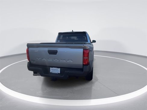 Used 2025 Toyota Tacoma SR image 7
