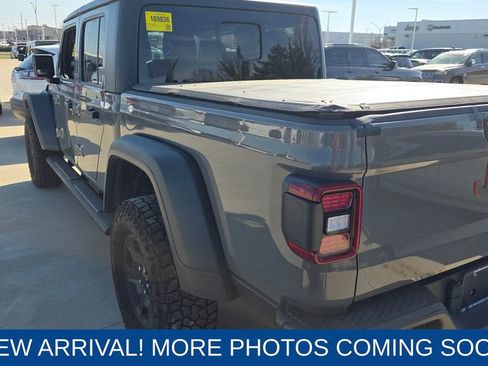 Used 2020 Jeep Gladiator Mojave image 3