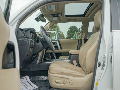 Used 2024 Toyota 4Runner Limited image 14