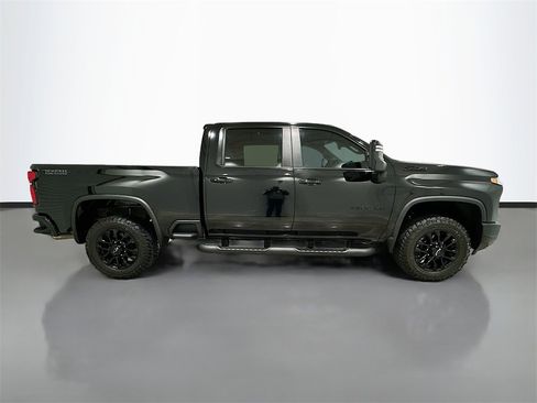 Used 2025 Chevrolet Silverado 2500 LT w/ Trail Boss Package image 8