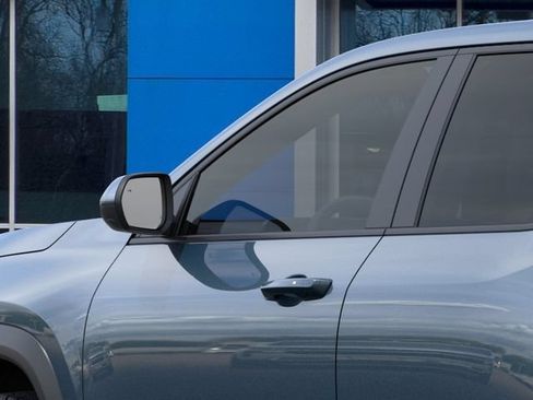New 2027 Chevrolet Equinox LT FWD image 12