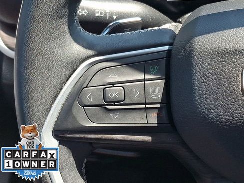 Used 2023 Jeep Grand Cherokee L Limited image 22