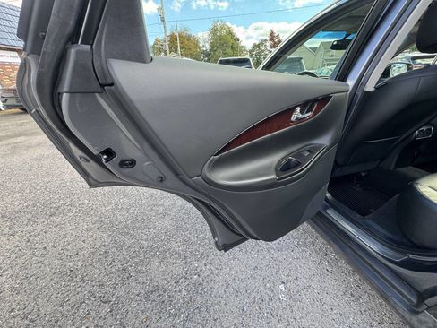 Used 2017 INFINITI QX50 Base 4dr Crossover w/ Premium Package image 57