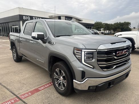 Used 2026 GMC Sierra 1500 SLT RWD image 7