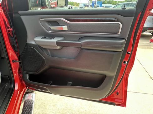 Used 2020 RAM 1500 Big Horn AWD/4WD image 15