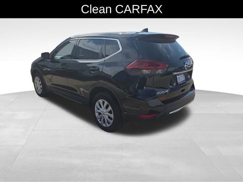 Used 2018 Nissan Rogue S AWD/4WD image 5