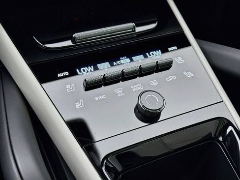 New 2026 Porsche Cayenne AWD/4WD image 22
