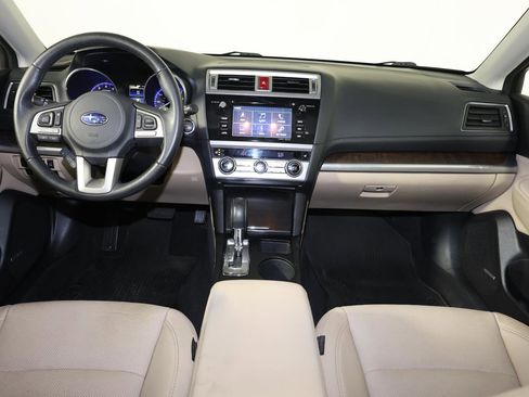 Used 2016 Subaru Outback 2.5i Limited AWD/4WD image 10