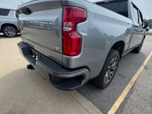 Used 2023 Chevrolet Silverado 1500 RST w/ Z71 Off-Road Package AWD/4WD image 5