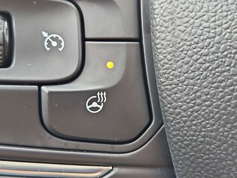 Used 2023 Buick Envision Avenir image 48