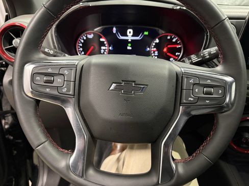 Used 2025 Chevrolet Blazer RS image 23