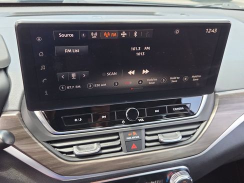 Used 2025 Nissan Altima 2.5 SV w/ SV Special Edition Package FWD image 20