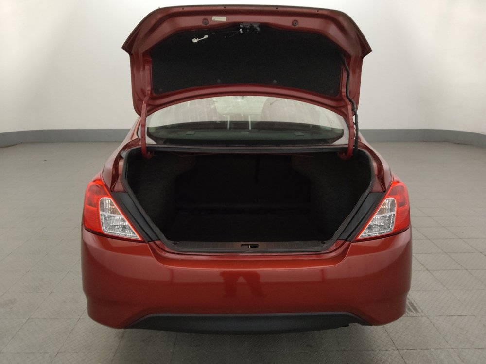 Used 2019 Nissan Versa SV w/ SV Special Edition Package FWD image 29