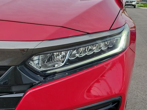 Used 2019 Honda Accord Sport image 10