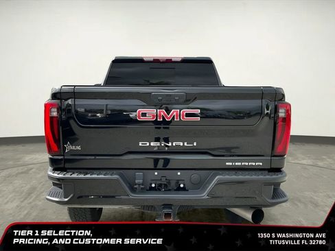Used 2024 GMC Sierra 2500 Denali w/ Denali Reserve Package AWD/4WD image 6